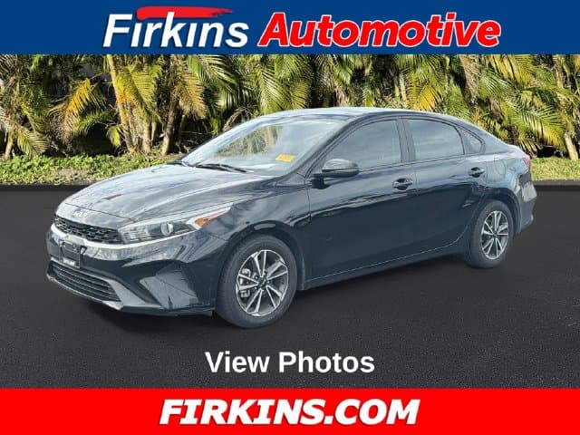 2022 Kia Forte LXS — photo 1 of 12