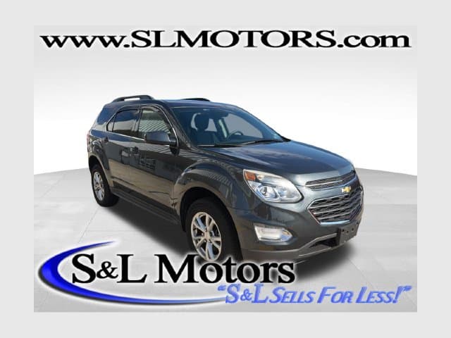 2017 Chevrolet Equinox LT — photo 1 of 12