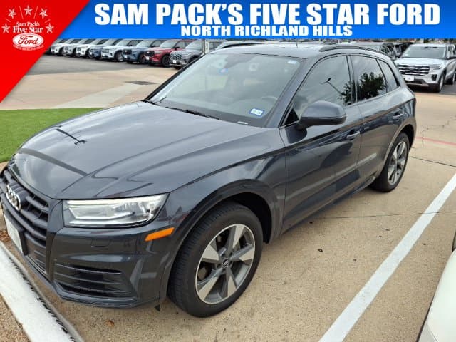 2020 Audi Q5 Premium — photo 1 of 10