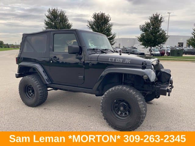 2009 Jeep Wrangler Sahara — photo 1 of 9
