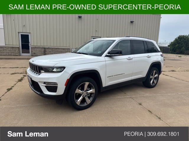 2022 Jeep Grand Cherokee Limited — photo 1 of 15