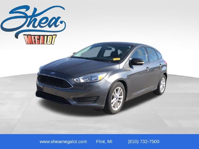 2017 Ford Focus SE — photo 1 of 13