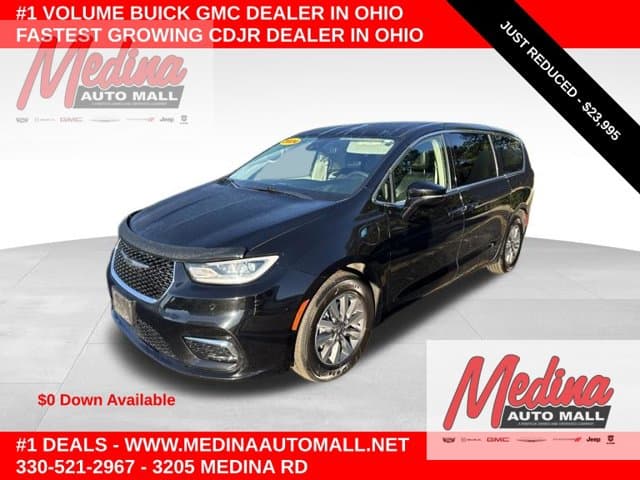 2024 Chrysler Pacifica Hybrid Select — photo 1 of 32