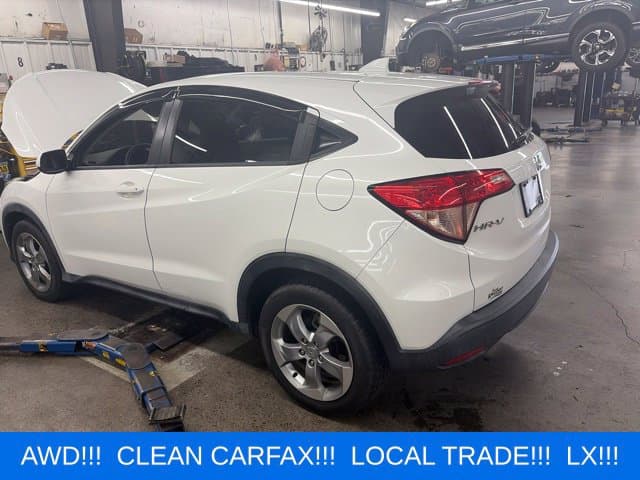 2018 Honda HR-V LX — photo 1 of 24