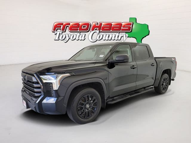 2026 Toyota Tundra SR5 — photo 1 of 31