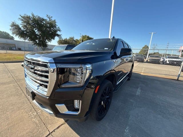 2021 GMC Yukon SLT — photo 1 of 11