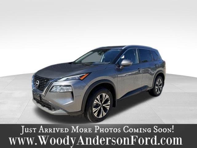 2023 Nissan Rogue SV — photo 1 of 14