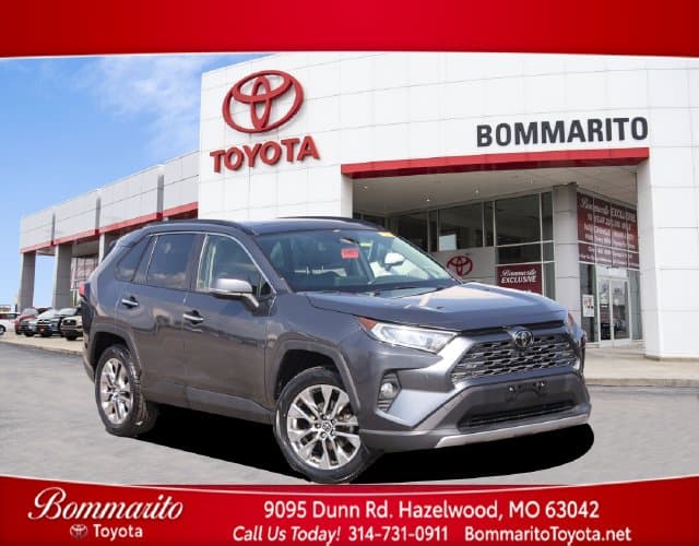 2019 Toyota RAV4 Limited — photo 1 of 32