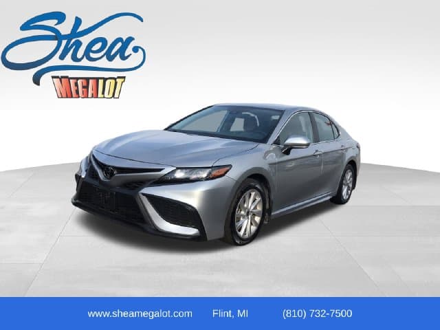 2024 Toyota Camry SE — photo 1 of 12