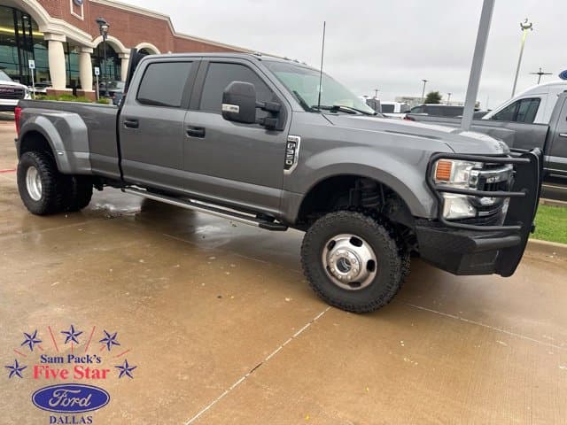 2022 Ford Super Duty F-350 DRW XL — photo 1 of 4