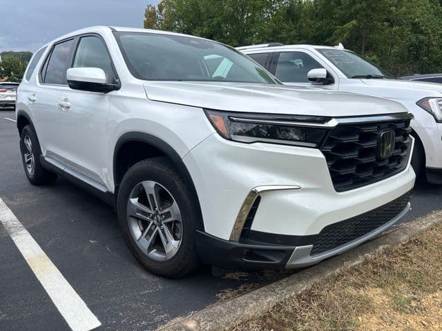 2024 Honda Pilot Base — photo 1 of 29