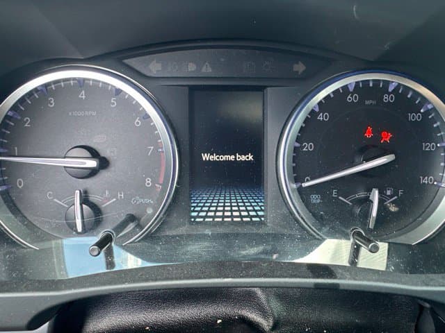 2018 Toyota Highlander SE — photo 1 of 43