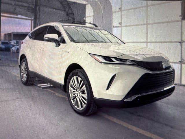2021 Toyota Venza Limited — photo 1 of 12