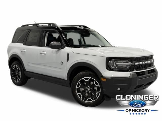 2026 Ford Bronco Sport Outer Banks — photo 1 of 33