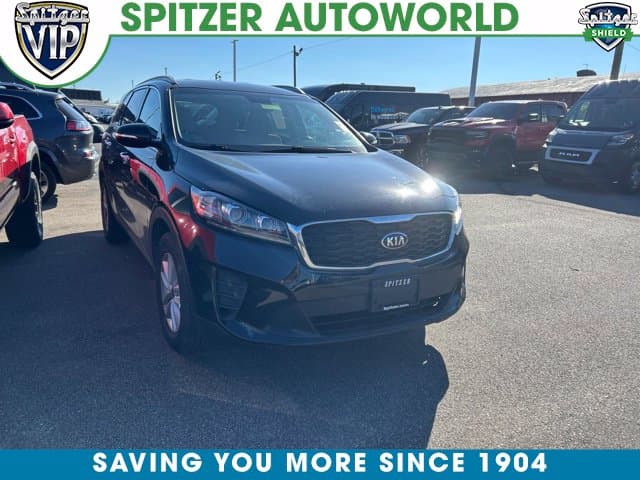 2019 Kia Sorento LX — photo 1 of 2