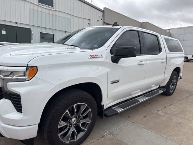2025 Chevrolet Silverado 1500 RST — photo 1 of 8