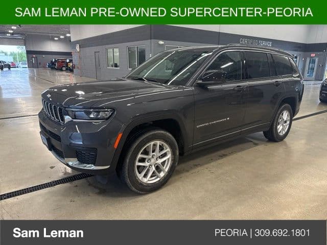 2025 Jeep Grand Cherokee L Laredo — photo 1 of 8