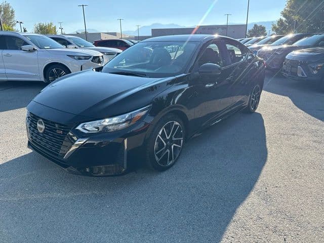 2025 Nissan Sentra SR — photo 1 of 42