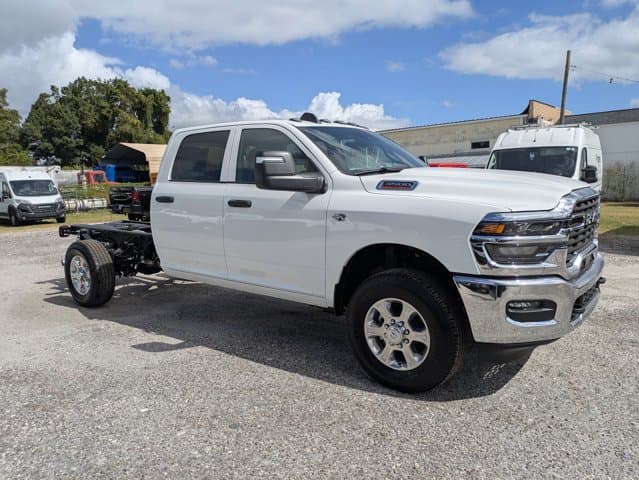 2027 RAM 3500 Tradesman — photo 1 of 27