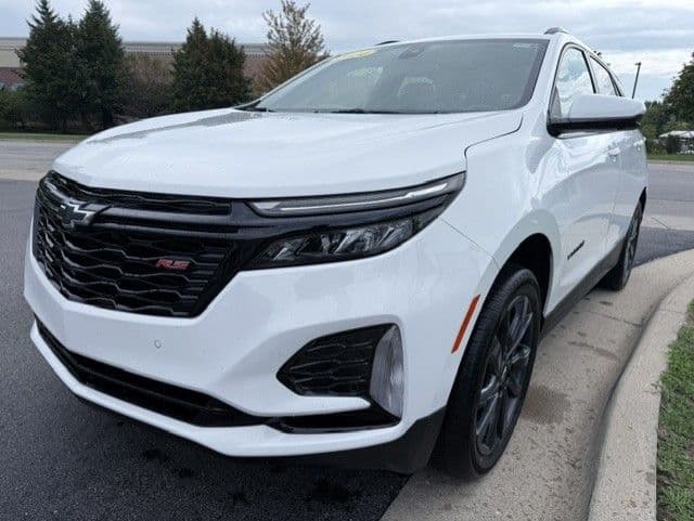 2024 Chevrolet Equinox RS — photo 1 of 22