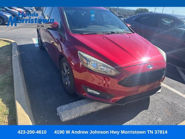 2016 Ford Focus SE — photo 1 of 30