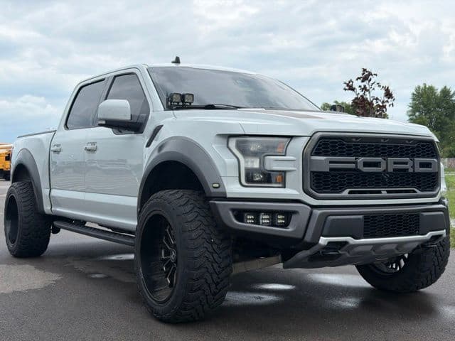 2017 Ford F-150 Raptor — photo 1 of 65