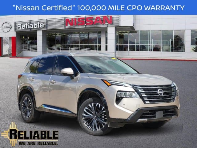 2024 Nissan Rogue Platinum — photo 1 of 22