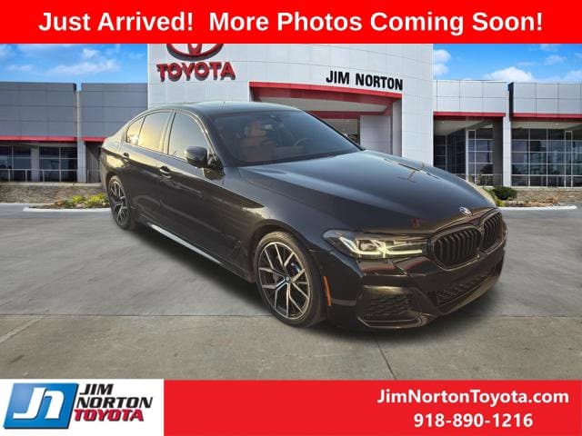2022 BMW 5 Series 530i xDrive — photo 1 of 11