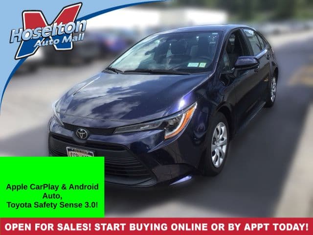 2024 Toyota Corolla LE — photo 1 of 2