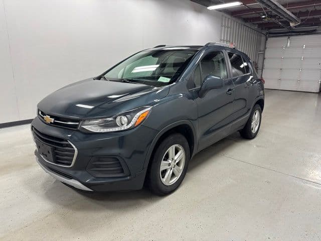 2021 Chevrolet Trax LT — photo 1 of 5