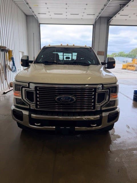2022 Ford Super Duty F-350 DRW King Ranch — photo 1 of 40