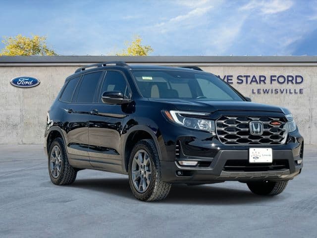 2025 Honda Passport TrailSport — photo 1 of 25