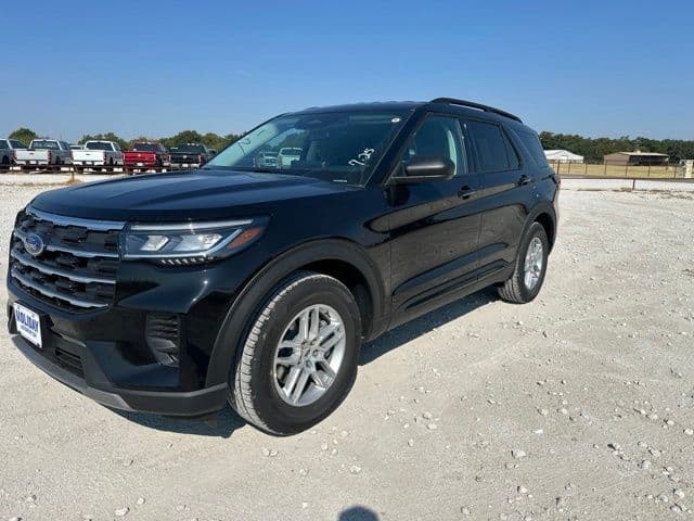 2026 Ford Explorer Active — photo 1 of 28