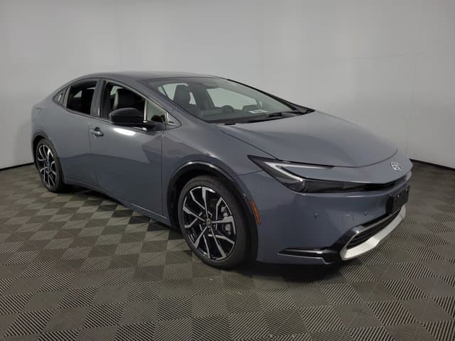 2026 Toyota Prius Plug-In Hybrid XSE — photo 1 of 22