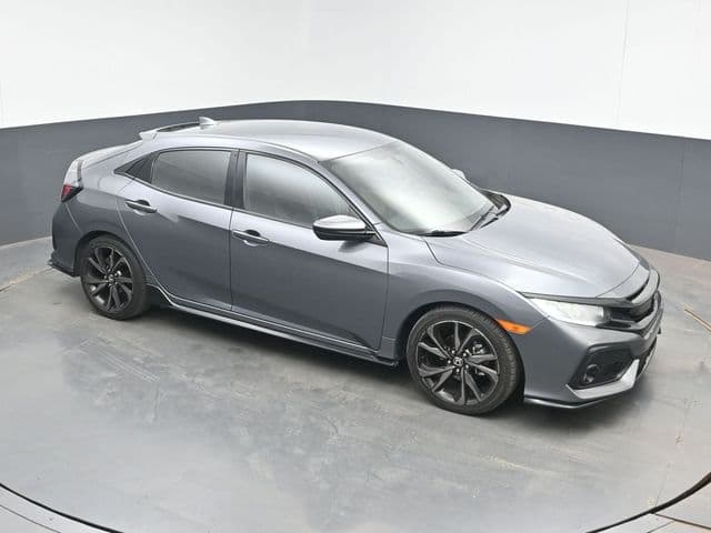 2018 Honda Civic Sport — photo 1 of 35