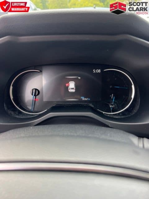 2025 Toyota RAV4 Hybrid XLE Premium — photo 1 of 11