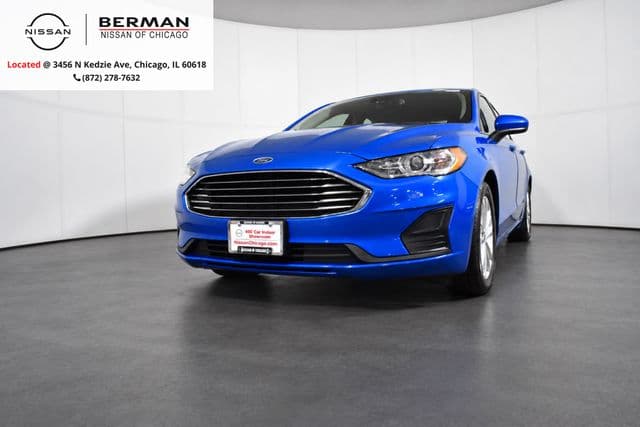 2020 Ford Fusion SE — photo 1 of 40