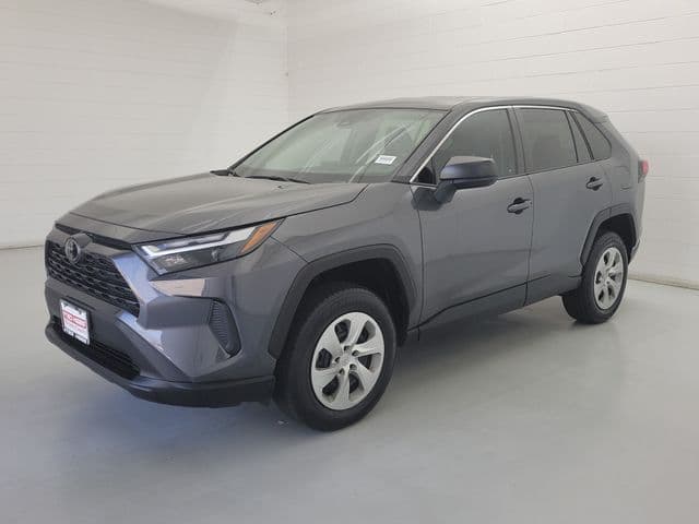 2023 Toyota RAV4 LE — photo 1 of 32