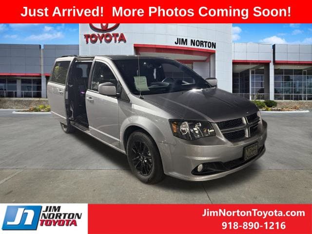 2019 Dodge Grand Caravan Base — photo 1 of 10