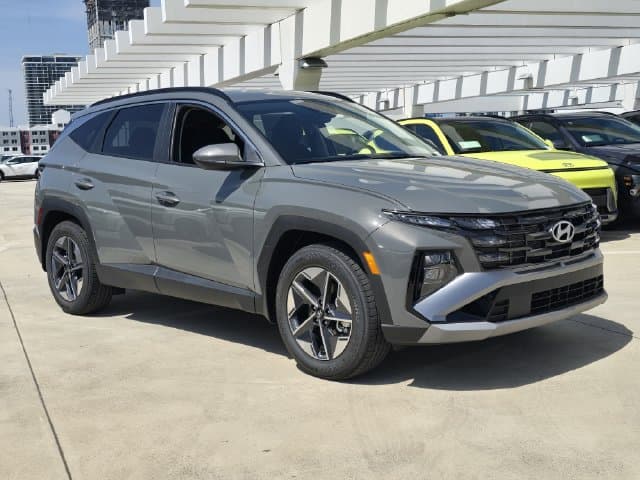 2026 Hyundai Tucson SEL Plus — photo 1 of 18
