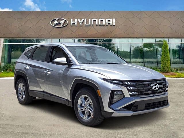 2026 Hyundai Tucson SE — photo 1 of 17