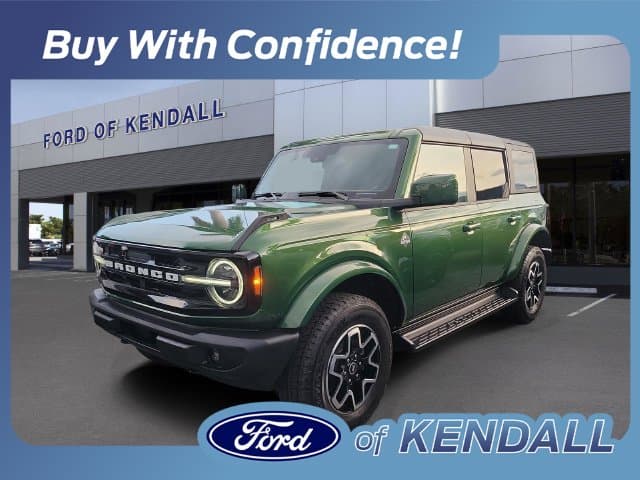 2025 Ford Bronco Outer Banks — photo 1 of 33
