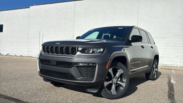 2026 Jeep Grand Cherokee Limited — photo 1 of 31