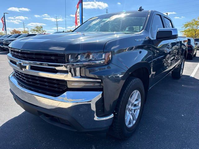 2019 Chevrolet Silverado 1500 LT — photo 1 of 34