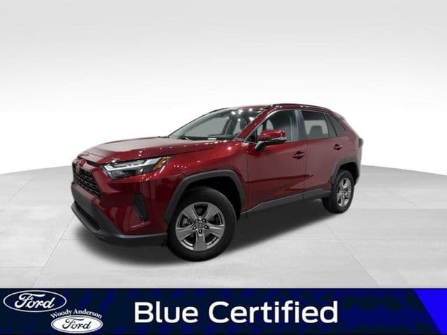 2024 Toyota RAV4 XLE — photo 1 of 26
