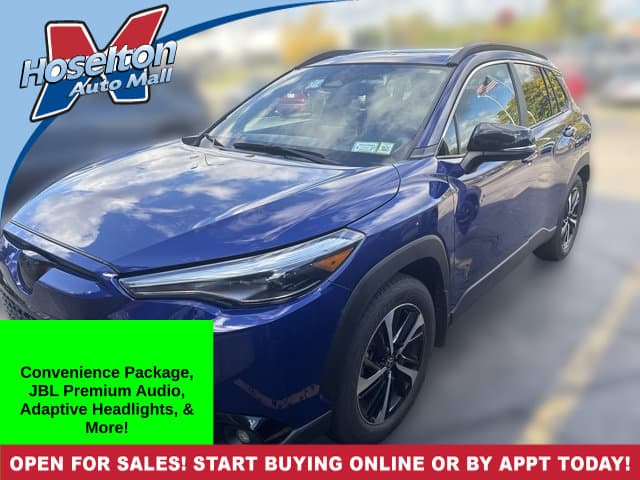 2025 Toyota Corolla Cross Hybrid XSE — photo 1 of 2