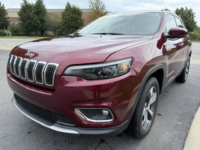 2019 Jeep Cherokee Limited — photo 1 of 24