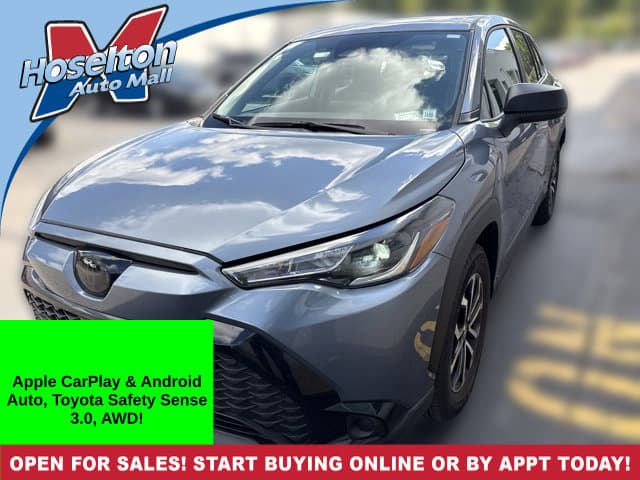 2023 Toyota Corolla Cross Hybrid S — photo 1 of 2