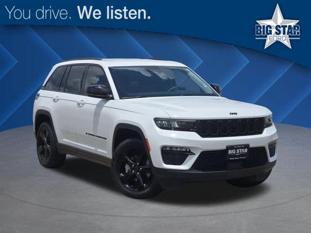 2023 Jeep Grand Cherokee Limited — photo 1 of 32