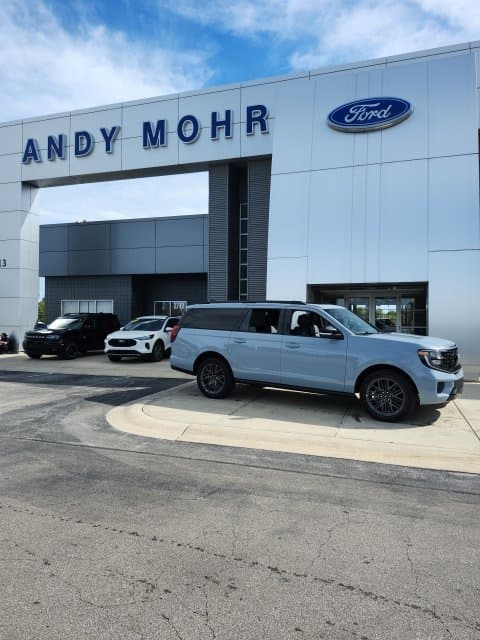 2027 Ford Expedition Max Platinum — photo 1 of 53